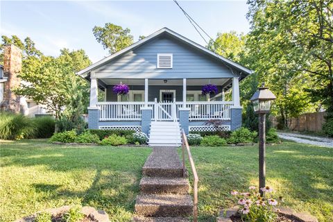 Single Family Residence in Fayetteville AR 511 Johnson Street 40.jpg