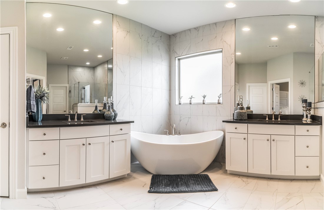 Lochmoor Club Sub Ph Ii Bentonville - Residential