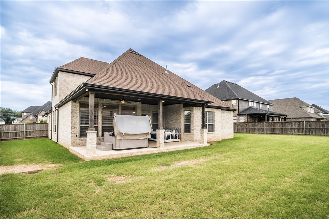 Lochmoor Club Sub Ph Ii Bentonville - Residential