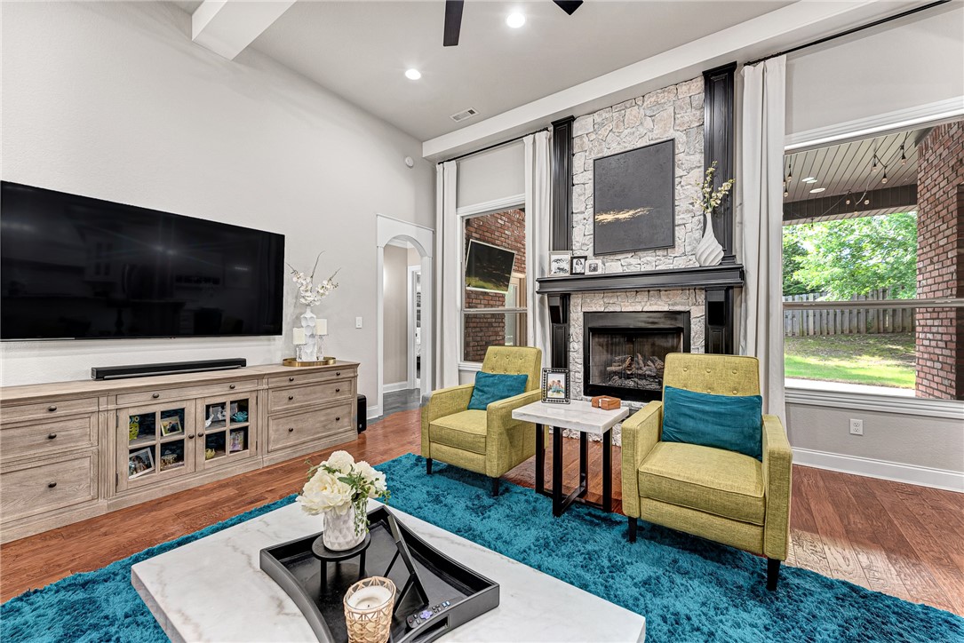 Shadow Valley Pud Ph Vii Rogers - Residential