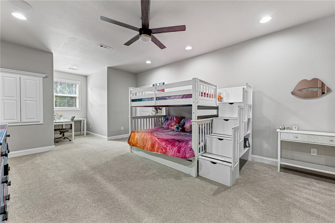 Shadow Valley Pud Ph Vii Rogers - Residential