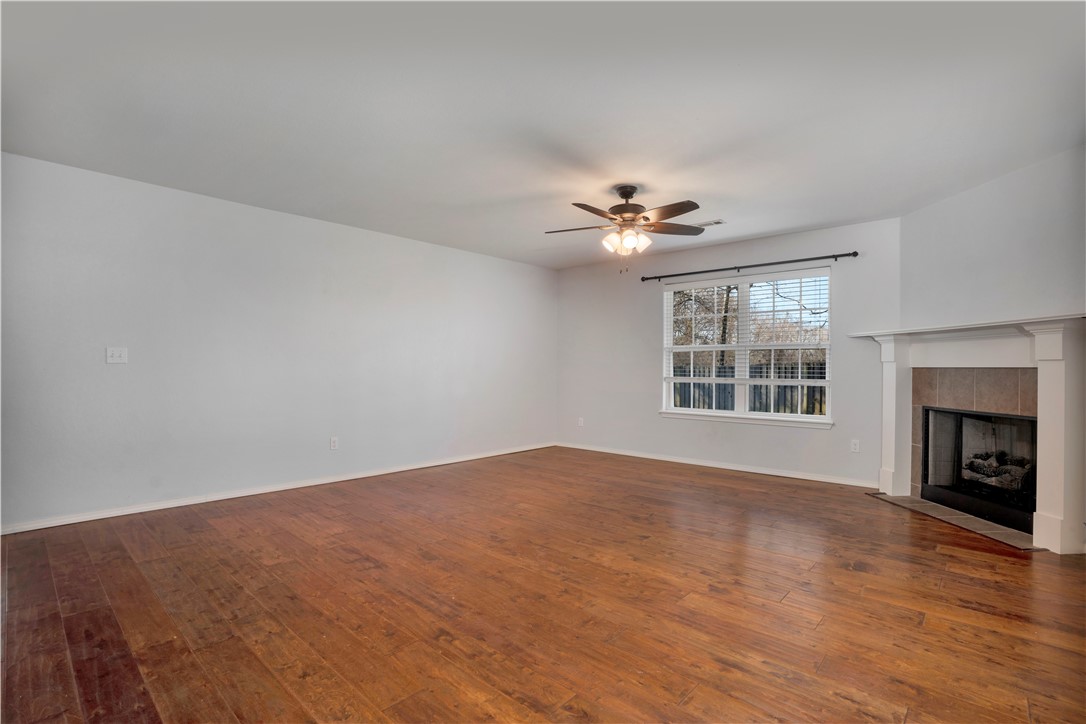 Walnut Crossing - Residential