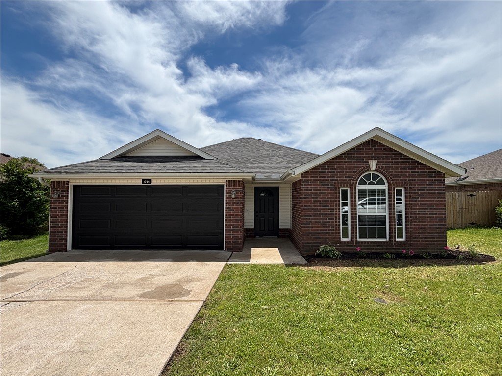 Private landlord. Updated 3 bedroom, 2 bathroom house close to Centerton Gamble and Bentonville West. NO CARPET. All carpet has been replaced with new LVP floors (tile in bathrooms and laundry). All appliances included--washer/dryer/fridge. Solar panels help with utility bills. Pets negotiable with pet deposit. NO SMOKING. Fully fenced flat yard. Agent owned. **inside photos coming soon**