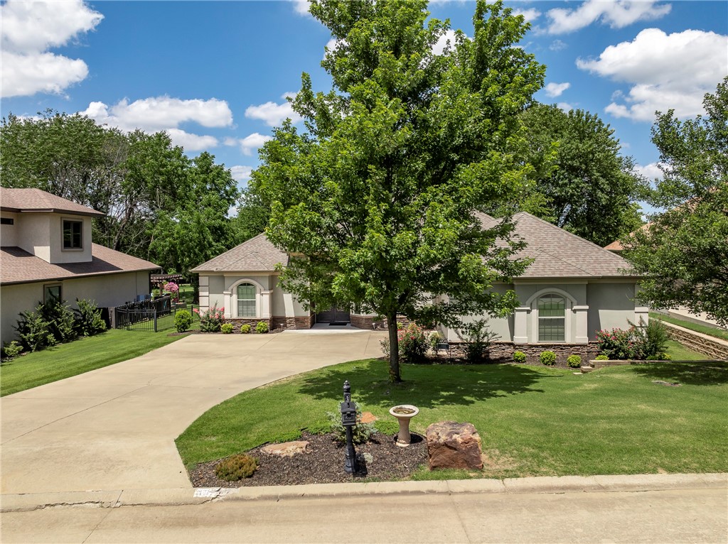 Churchill Crescents - Residential