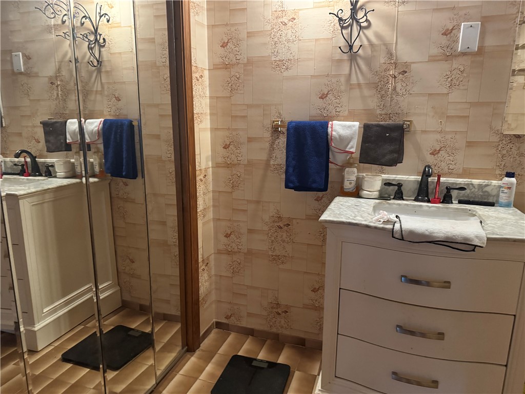 Piney Bay Estates - Residential