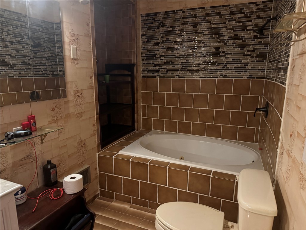 Piney Bay Estates - Residential