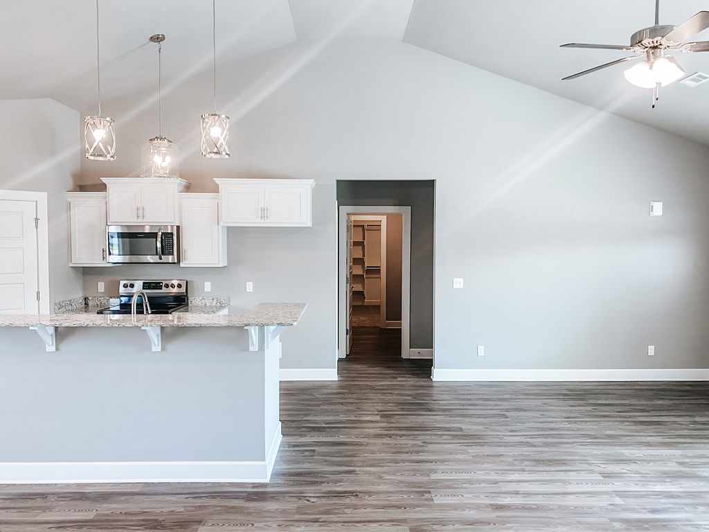 Belle Meade Sub Ph 4 - Residential Income