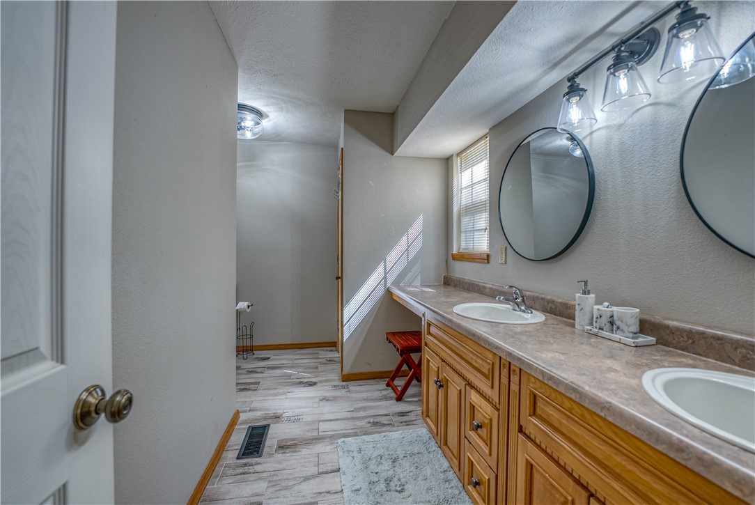 Dogwood Hills Estate - Residential