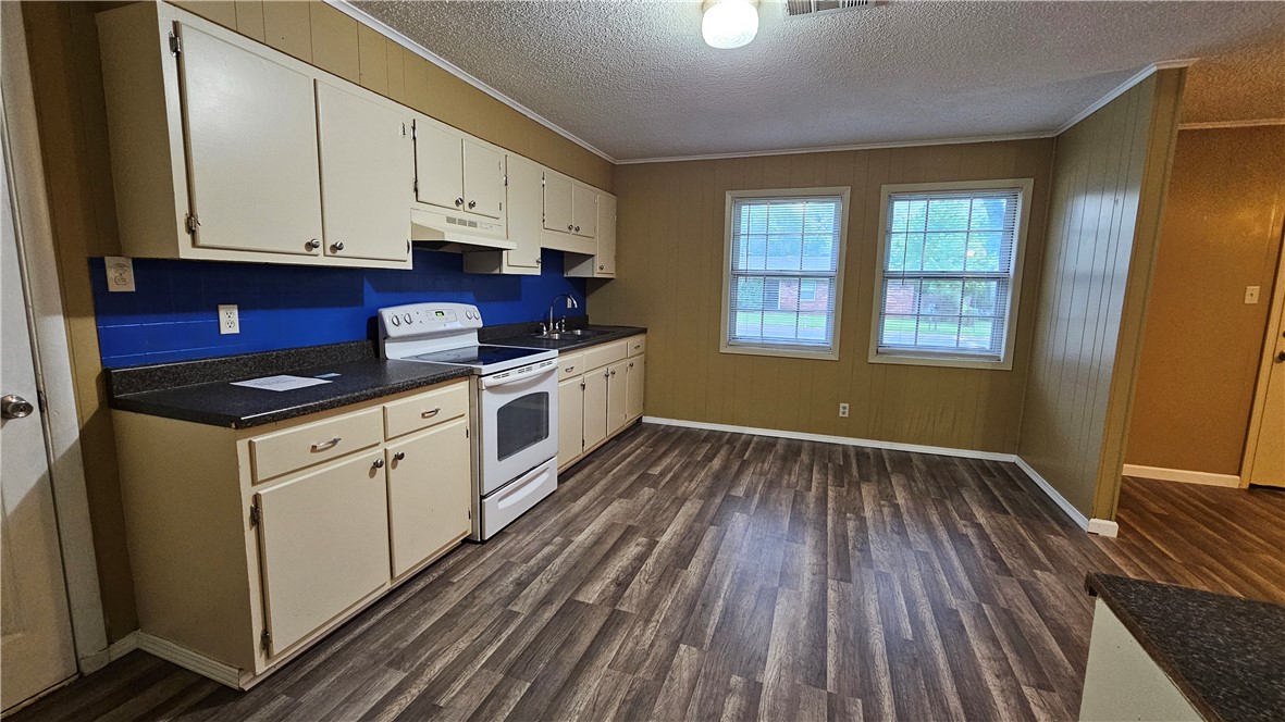 Pleasant Homes - Residential