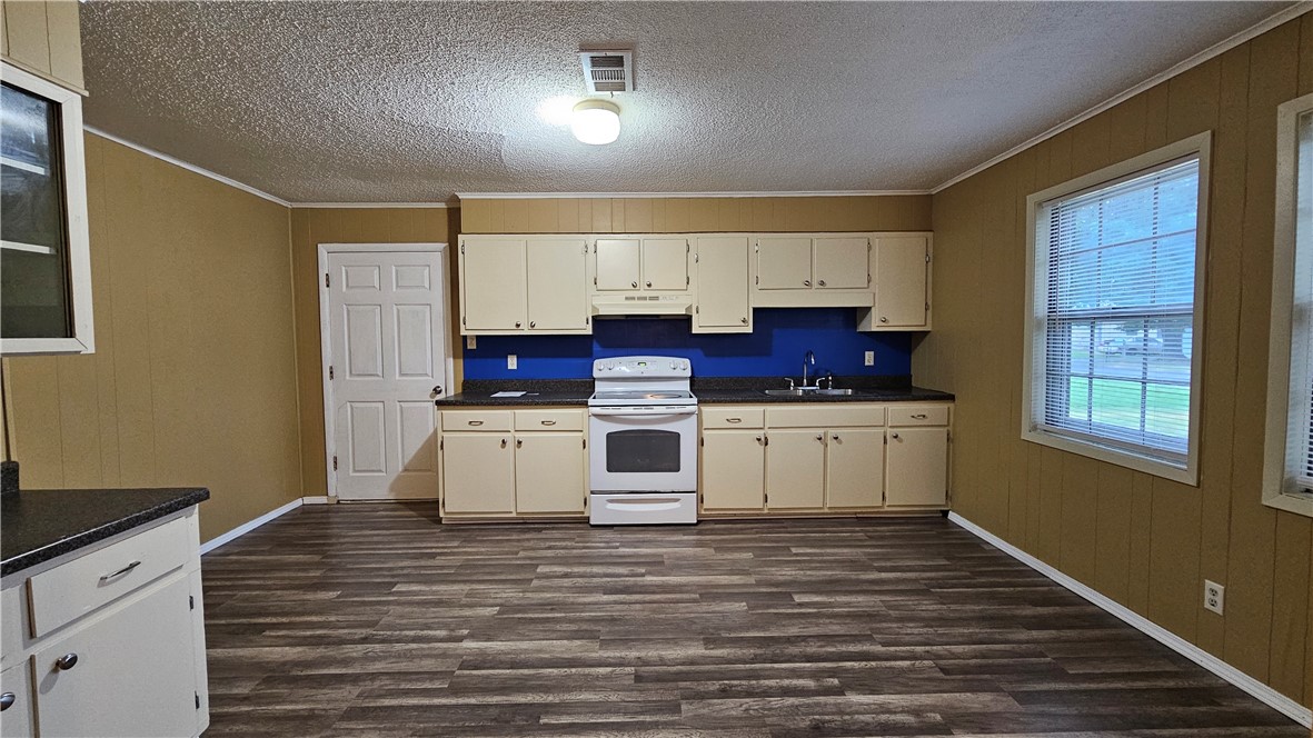 Pleasant Homes - Residential