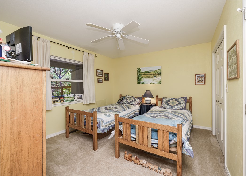 Unit 5 Holiday Island - Residential