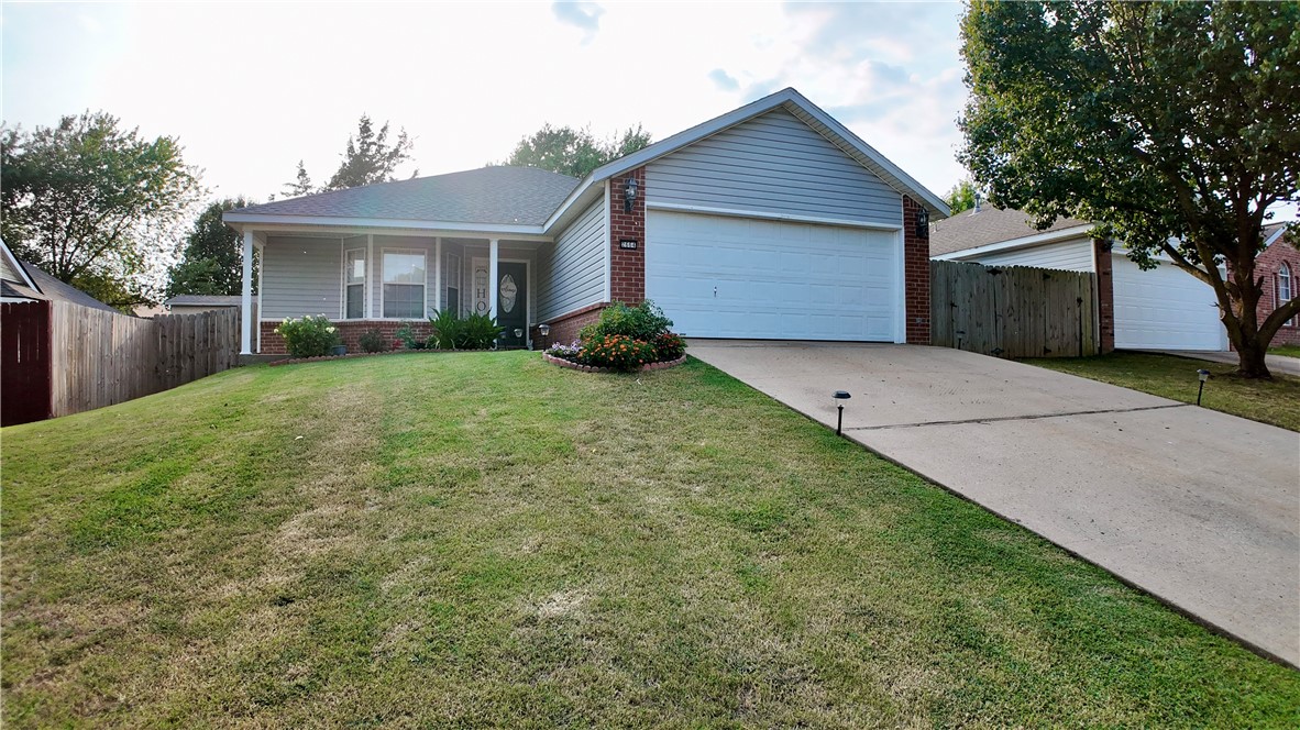 Welcome to your next home! This charming 3-bedroom, 2-bath property offers the perfect blend of comfort and convenience. Located in a prime spot near top-rated schools, with quick access to Highway 412 and I-49, commuting is a breeze. Enjoy being just minutes from local shops, dining, and scenic trails. Inside, youāll find a functional layout designed for everyday living, with spacious bedrooms and plenty of natural light. Whether youāre relaxing at home or exploring all that the area has to offer, this location truly has it all! the home is being sold as-is.