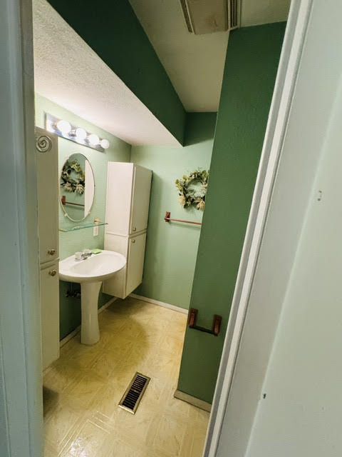 Unit 3 Holiday Island - Residential