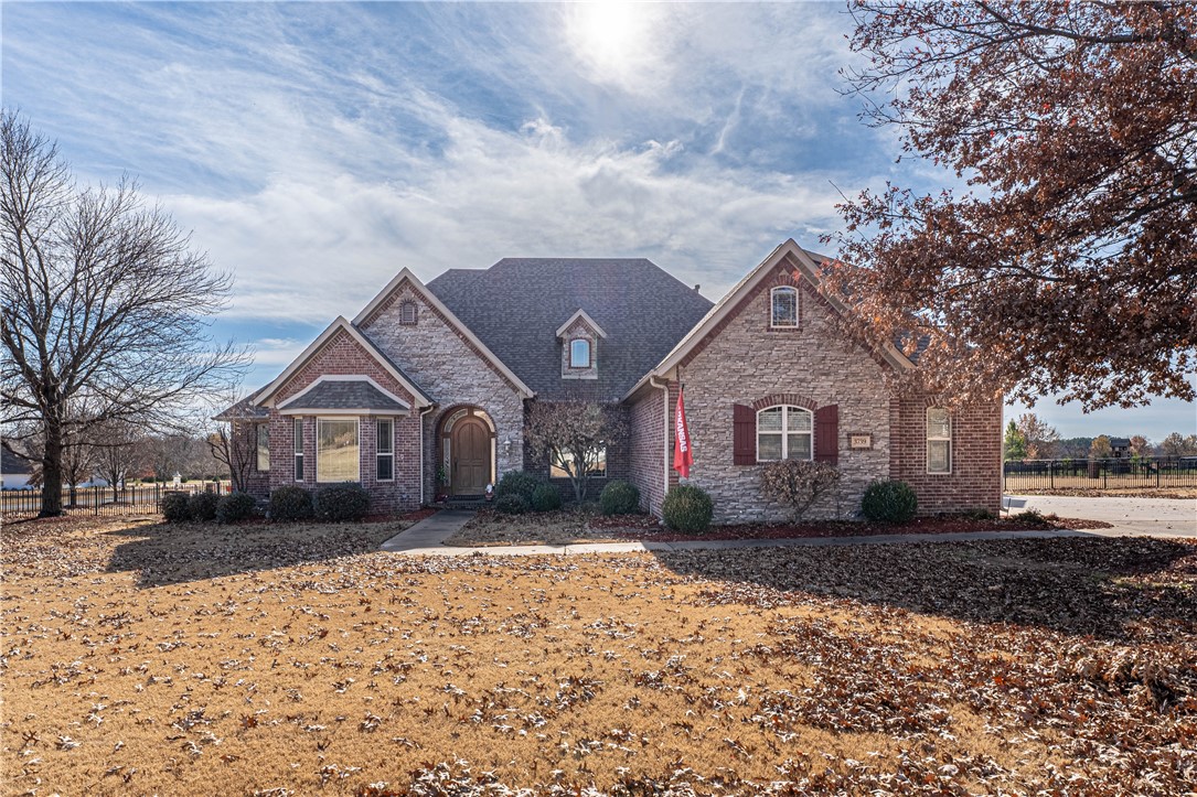 Spacious, custom home, one owner, situated on a 1.5 acre corner lot in West Fayetteville/The Estates at Salem Hills. All rooms on main level/ bonus room up. Four bedroom, 3.5 bath, kitchen and breakfast nook open to family room, study with built-ins, formal living with ample space for your baby grand piano, formal dining, patio and perfect spot for pool.