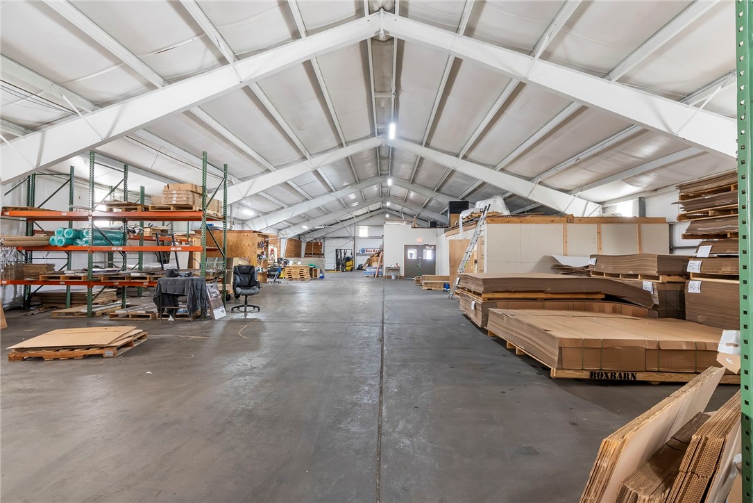 07-19-29-ROGERS - Commercial Lease