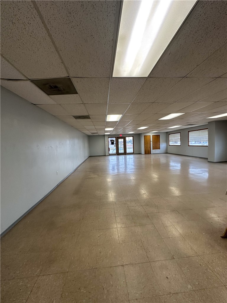 07-19-29-ROGERS - Commercial Lease