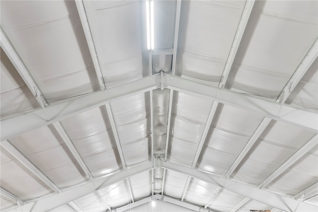 07-19-29-ROGERS - Commercial Lease