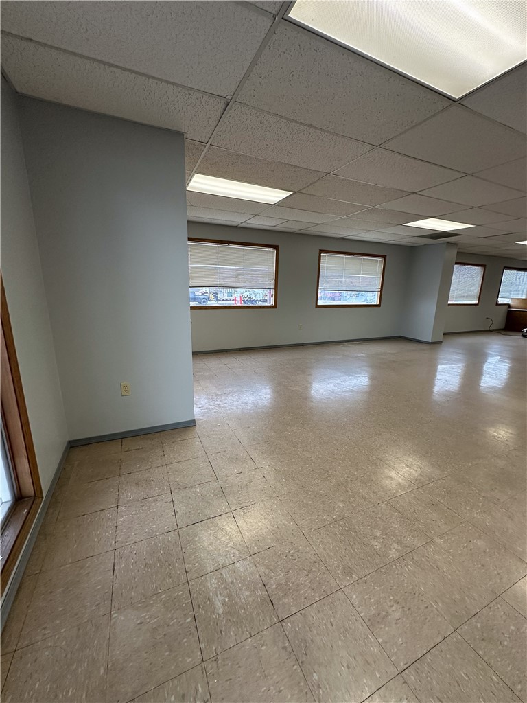 07-19-29-ROGERS - Commercial Lease