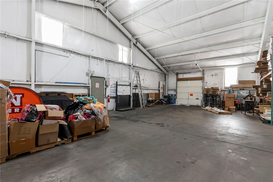 07-19-29-ROGERS - Commercial Lease