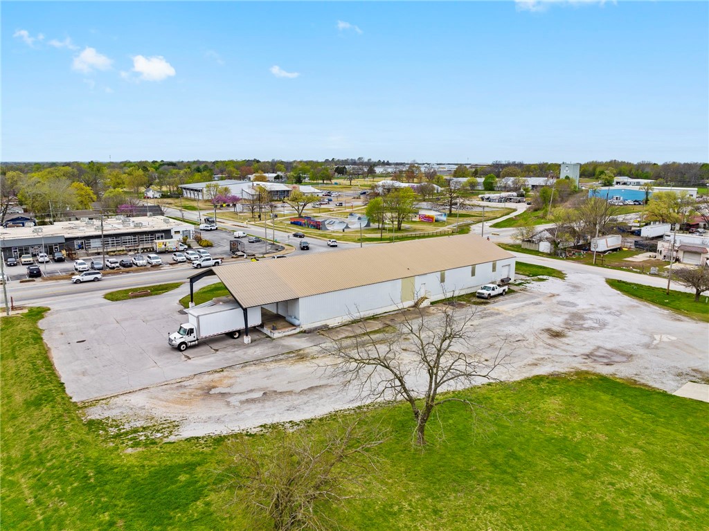 07-19-29-ROGERS - Commercial Lease