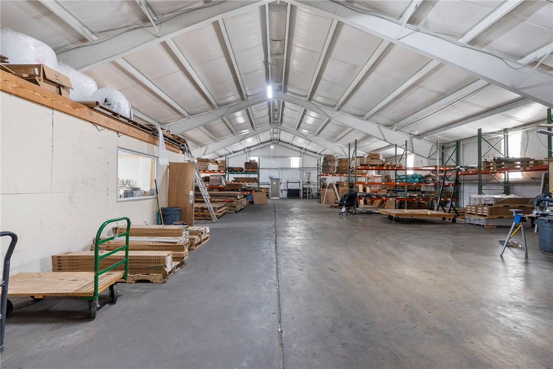 07-19-29-ROGERS - Commercial Lease