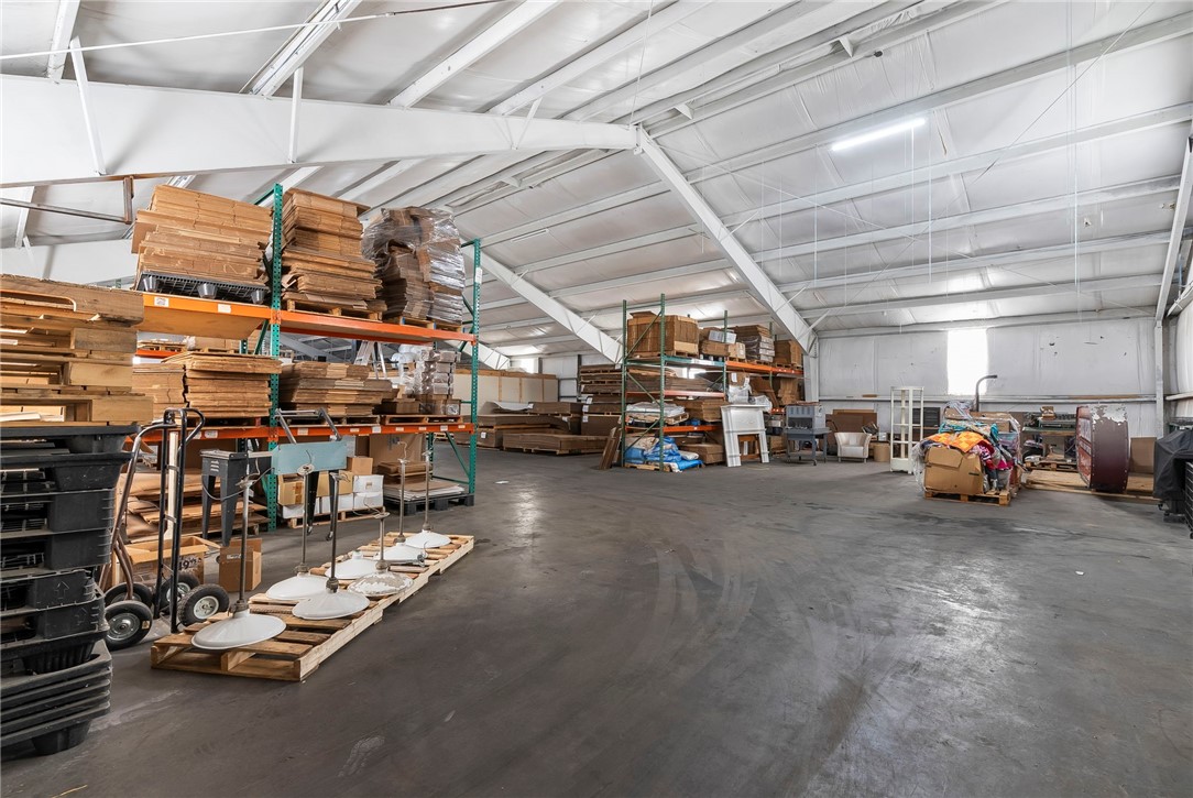 07-19-29-ROGERS - Commercial Lease