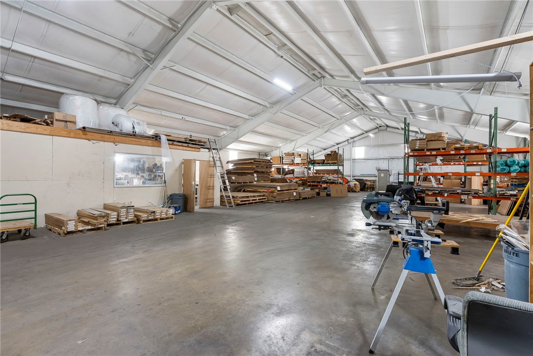 07-19-29-ROGERS - Commercial Lease