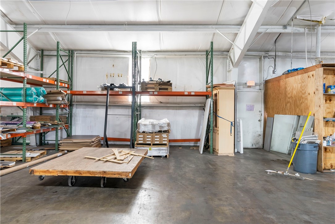 07-19-29-ROGERS - Commercial Lease