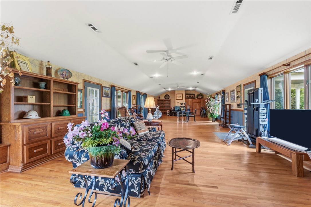 Unlotted Holiday Island - Residential