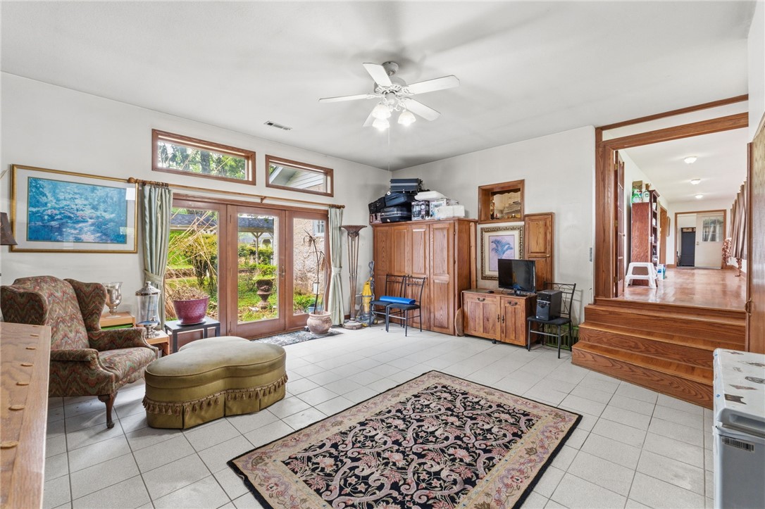 Unlotted Holiday Island - Residential
