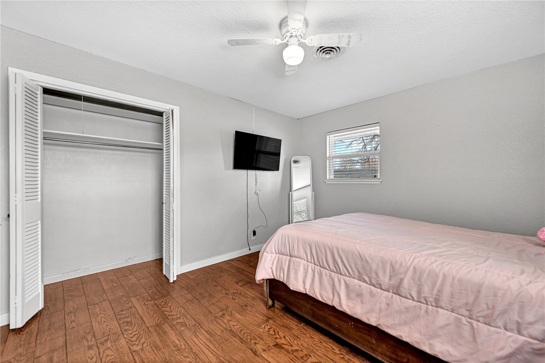 Western Oaks Place I - Residential