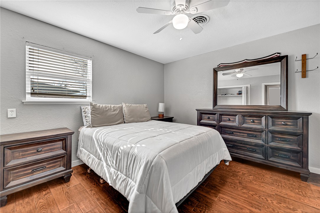 Western Oaks Place I - Residential