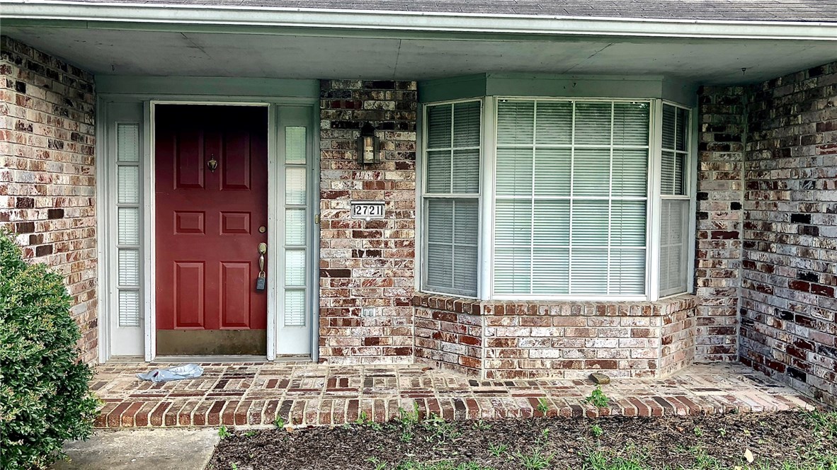 East Oaks Ph I - Residential Lease