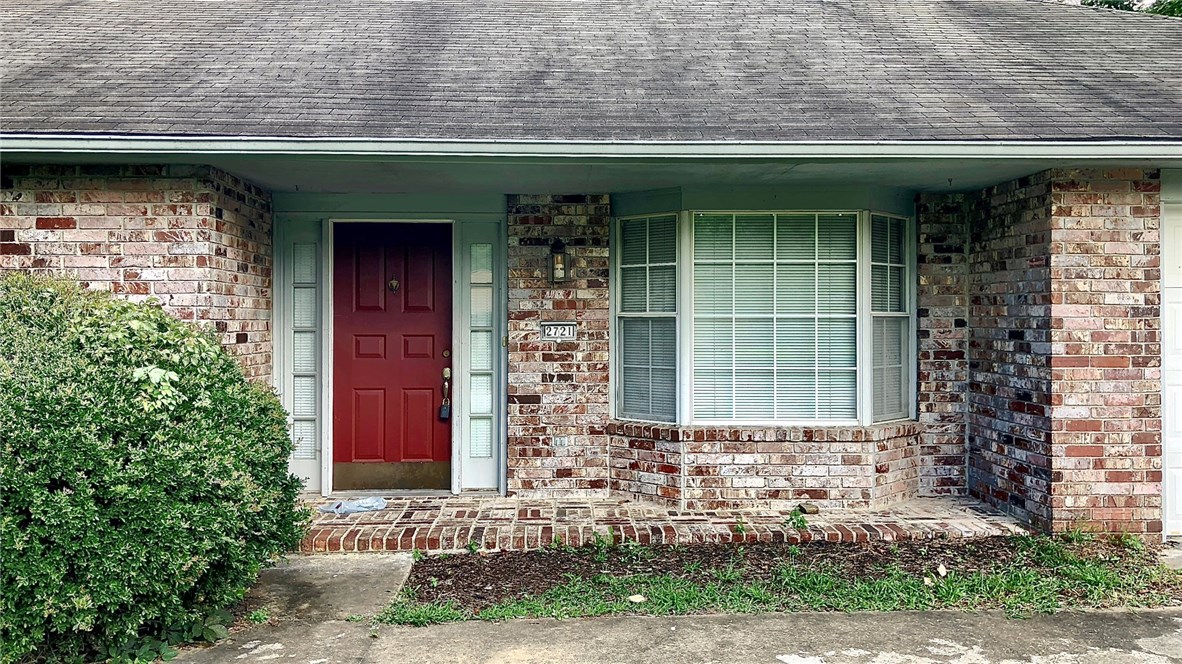 East Oaks Ph I - Residential Lease