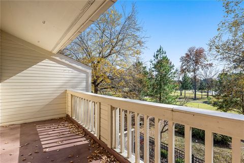 Photo of 2607 E Joyce Boulevard, Fayetteville, AR 72703 (MLS # 1327397)