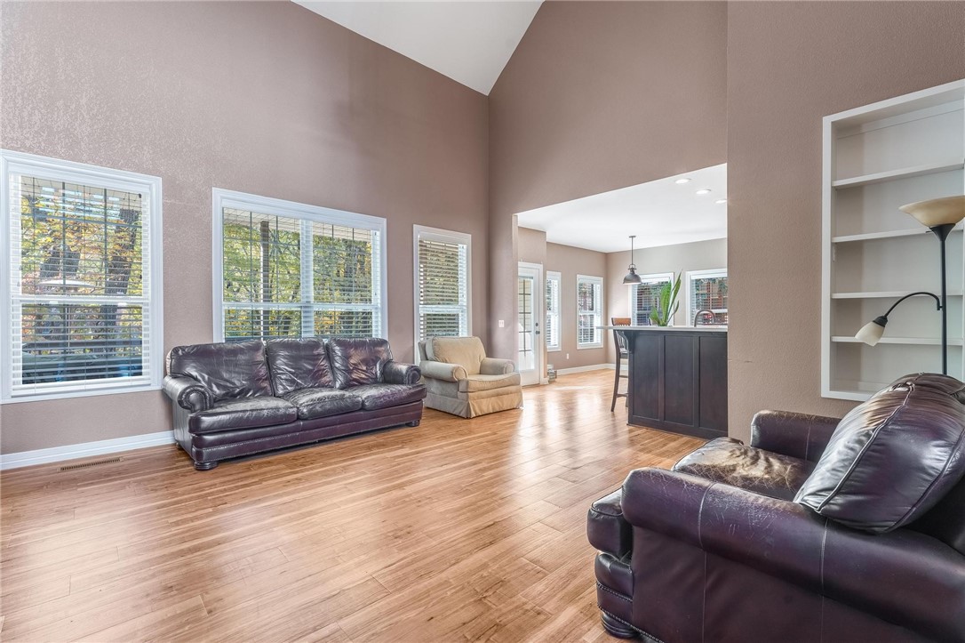 Shady Oaks - Residential