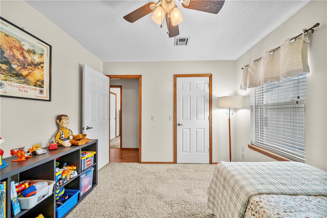 Quail Run Sub Bentonville - Residential