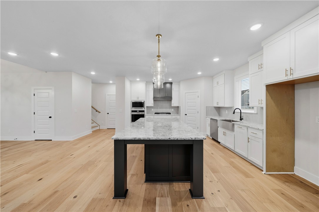 Sky Valley Estates Rogers - Residential