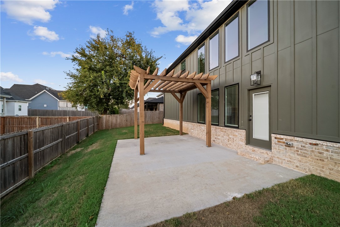 Sky Valley Estates Rogers - Residential