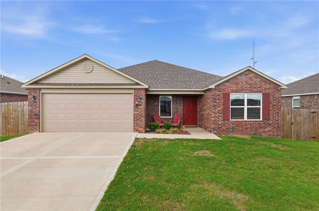 905 W Aiden Drive