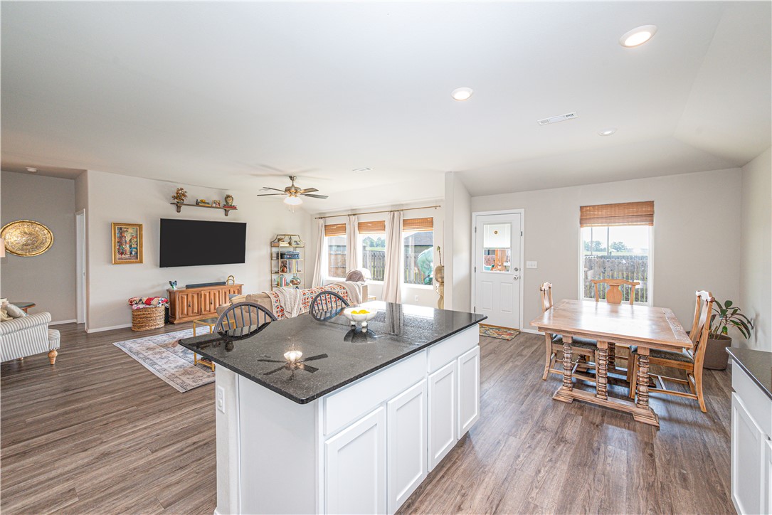 Sandy Acres Sub Ph 2 Gentry - Residential