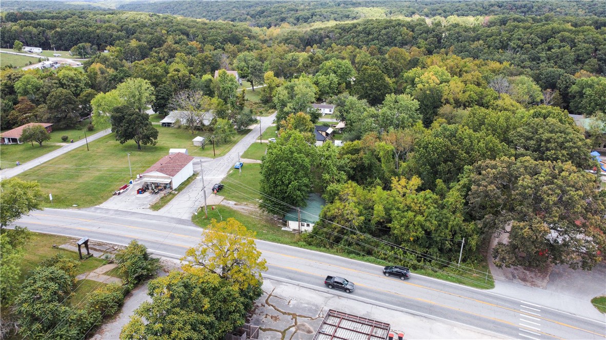 33-21-28-GARFIELD - Commercial Sale
