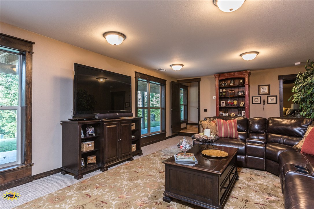 19-17-30 Tontitown Outlots - Residential