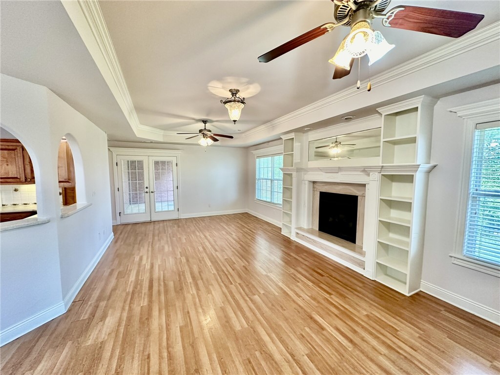 LYNDAL HEIGHTS - Residential Lease