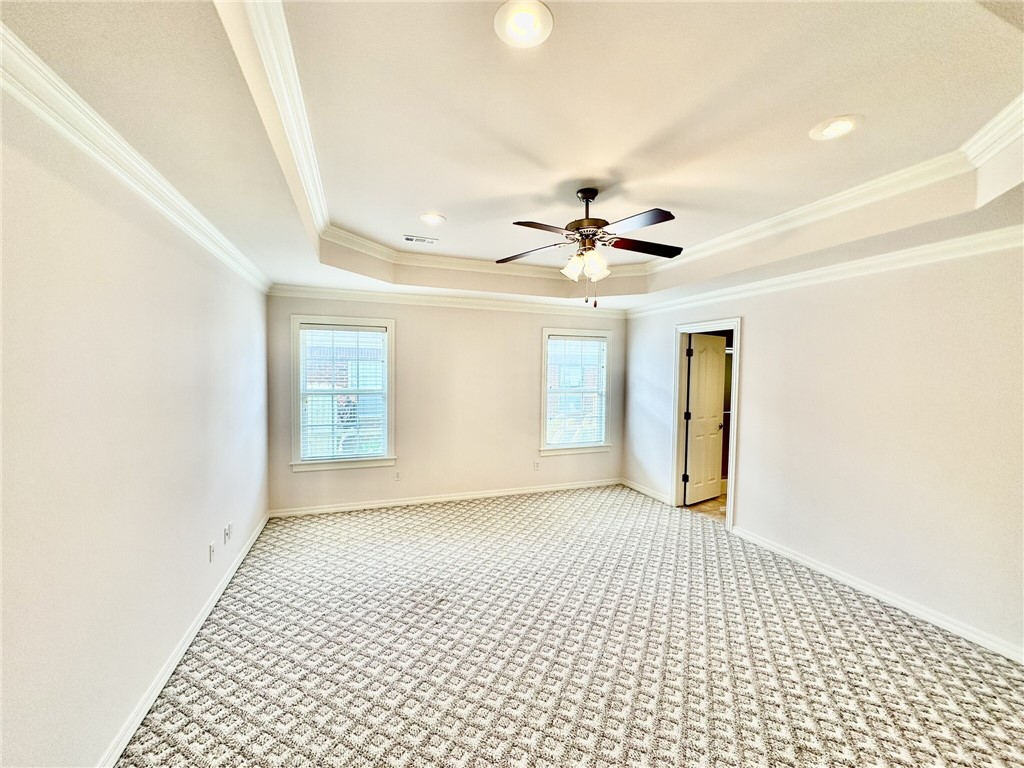 LYNDAL HEIGHTS - Residential Lease