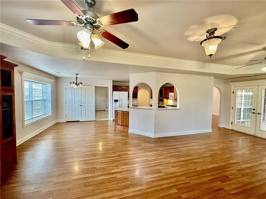 LYNDAL HEIGHTS - Residential Lease