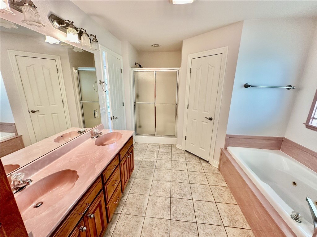 LYNDAL HEIGHTS - Residential Lease