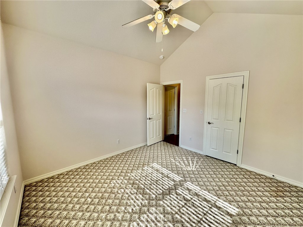 LYNDAL HEIGHTS - Residential Lease