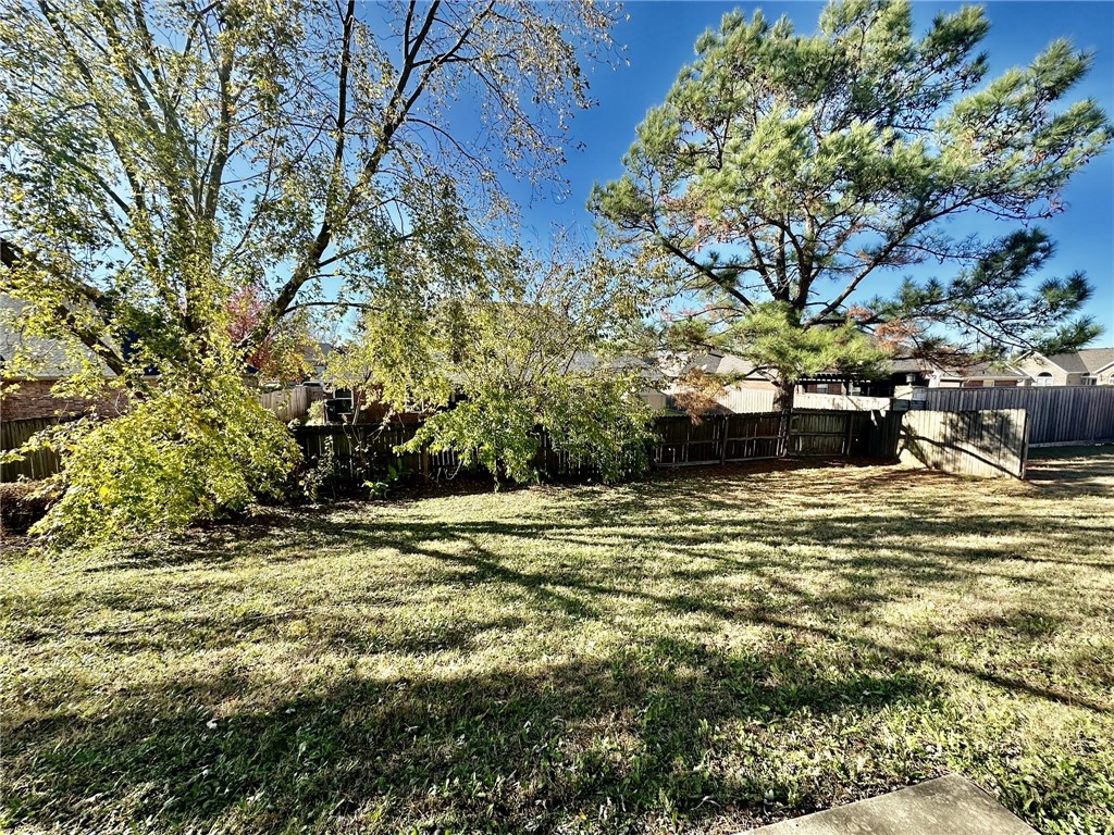 LYNDAL HEIGHTS - Residential Lease