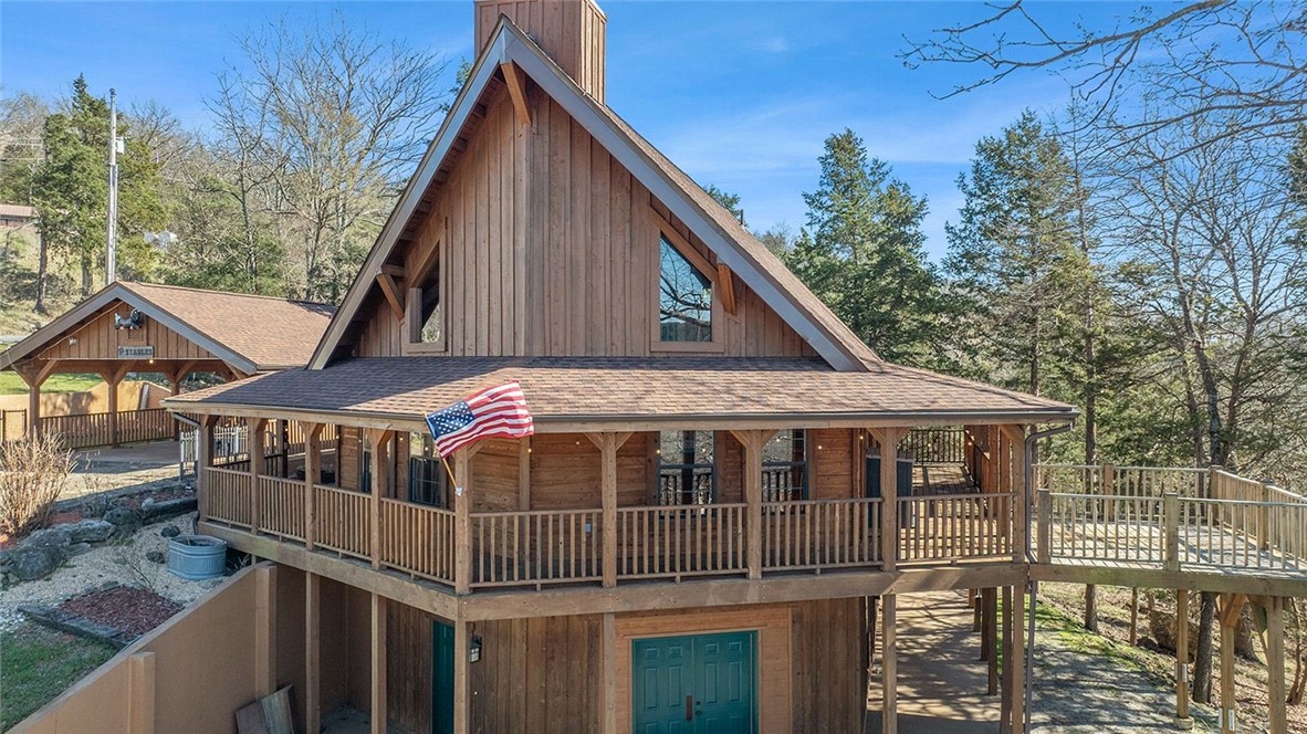 Unit 117 Holiday Island - Residential